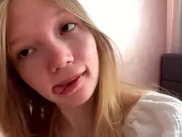 eugenakhouri from Chaturbate