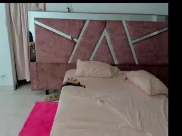 evelin_villalobos from Chaturbate