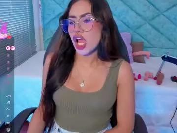eveline_figeroa from Chaturbate