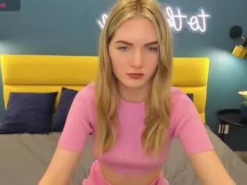 evelineamore from Chaturbate