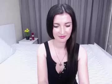 Evelingills webcams show profile image 