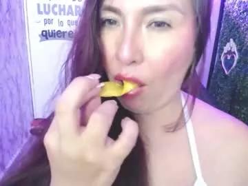 evelyn_mature19 from Chaturbate
