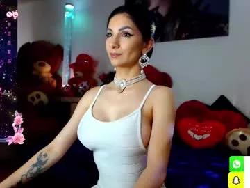 evelynaisha from Chaturbate