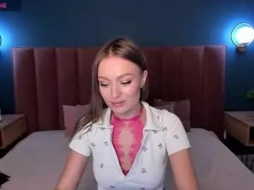 evelynpoole from Chaturbate