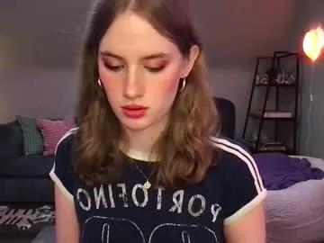eviecam from Chaturbate