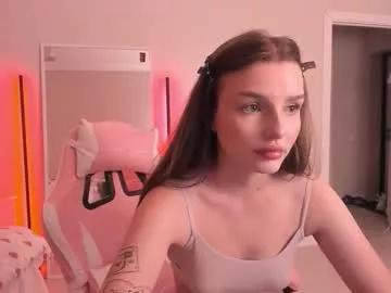 eweline_more from Chaturbate is Freechat