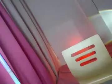 eyez0nm3 from Chaturbate