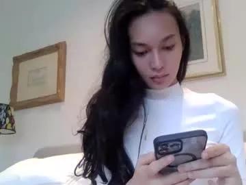 eyez0nm3 from Chaturbate