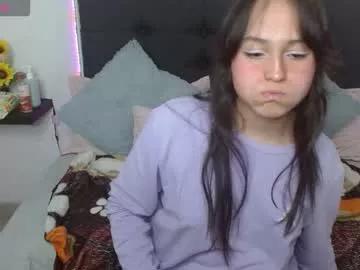 eymmy_24 from Chaturbate