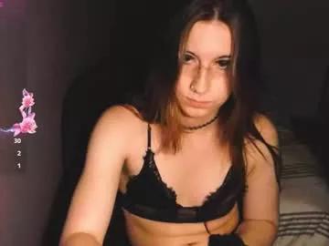 ezmeralda_casimir from Chaturbate