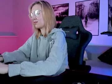 filipinaadams from Chaturbate