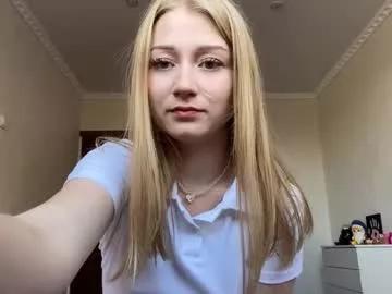 Florencesilverthorn webcams show profile image 