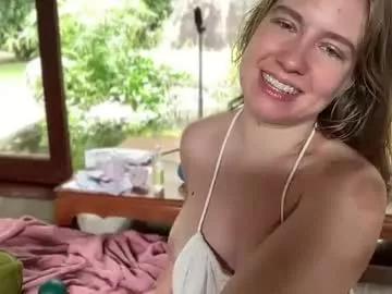 fluffy_bunnyxxx from Chaturbate