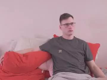 fluffy_hat from Chaturbate