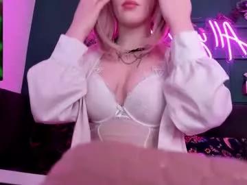 fluffy_monica from Chaturbate