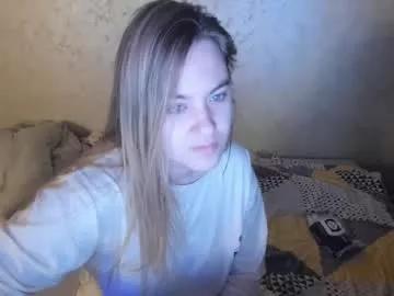 fluffyyummybuns from Chaturbate