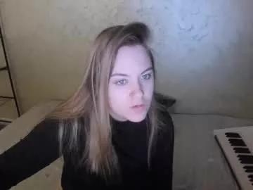 fluffyyummybuns from Chaturbate