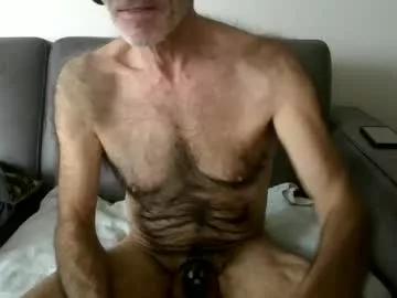 furrydawg from Chaturbate