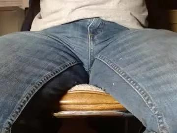 fuzzyblues from Chaturbate