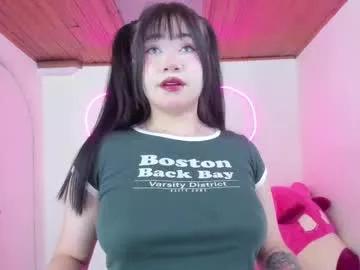 gennesis_love from Chaturbate
