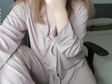 gigihadd from Chaturbate