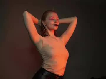 ginger_hugs from Chaturbate
