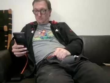 gingerbreaddan from Chaturbate