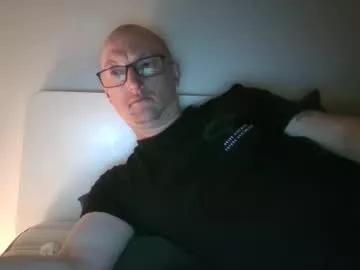 gingerbreaddan from Chaturbate