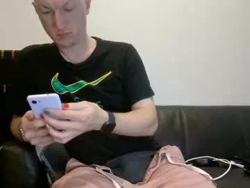 gingerbreaddan from Chaturbate
