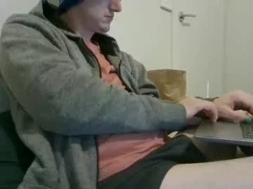 gingerbreaddan from Chaturbate