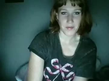 gingersnaplovexo from Chaturbate