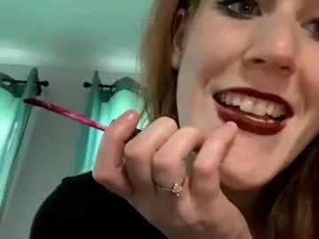gingersnaplovexo from Chaturbate