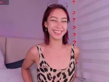 gloomy_sweetness from Chaturbate