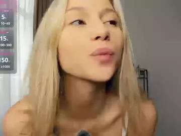 Photos of glossybabe_ from Chaturbate is Freechat