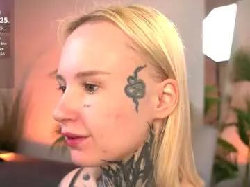 goddes_calzedonia from Chaturbate