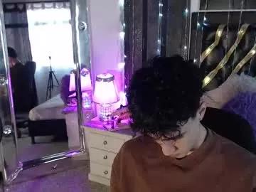 gojo_satoru_18 from Chaturbate