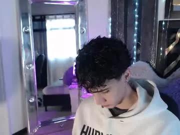 gojo_satoru_18 from Chaturbate