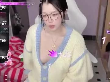 gorgeous_girl33 from Chaturbate