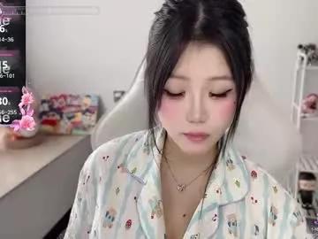 gorgeous_girl33 from Chaturbate