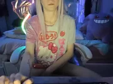 greeneyedlovexo from Chaturbate