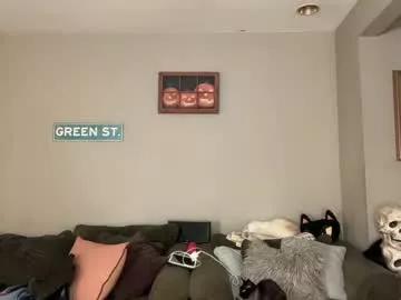 greenxxxqueen from Chaturbate