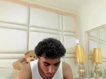 gregor_terry from Chaturbate
