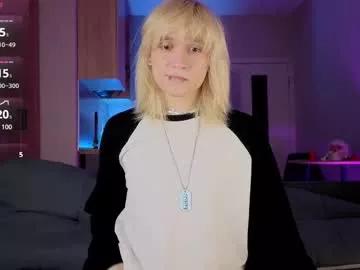 gregory_byyrd from Chaturbate
