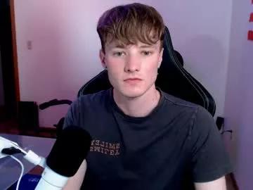 gucciboi4 from Chaturbate