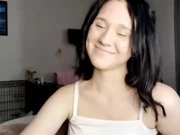 Gwendachargois webcams show profile image 