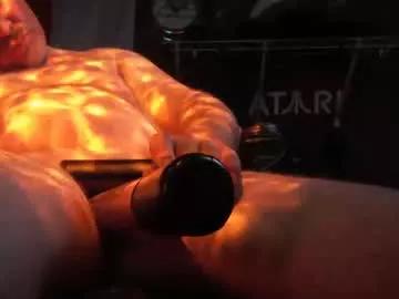 h0tttsteel from Chaturbate