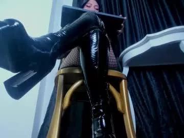 halley_raven from Chaturbate