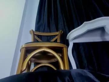 halley_raven from Chaturbate