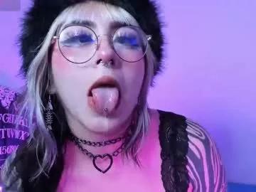 hallucigenia_sparza from Chaturbate