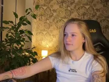 hannah_levis_ from Chaturbate